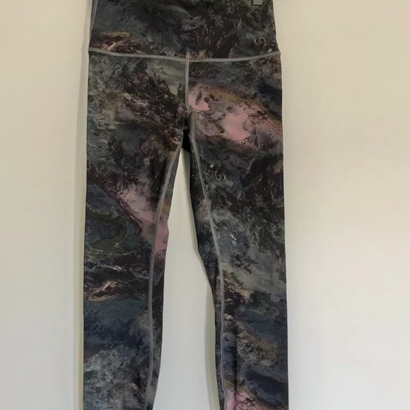 lululemon athletica Pants - Lululemon Wunder Under Radiant Marble